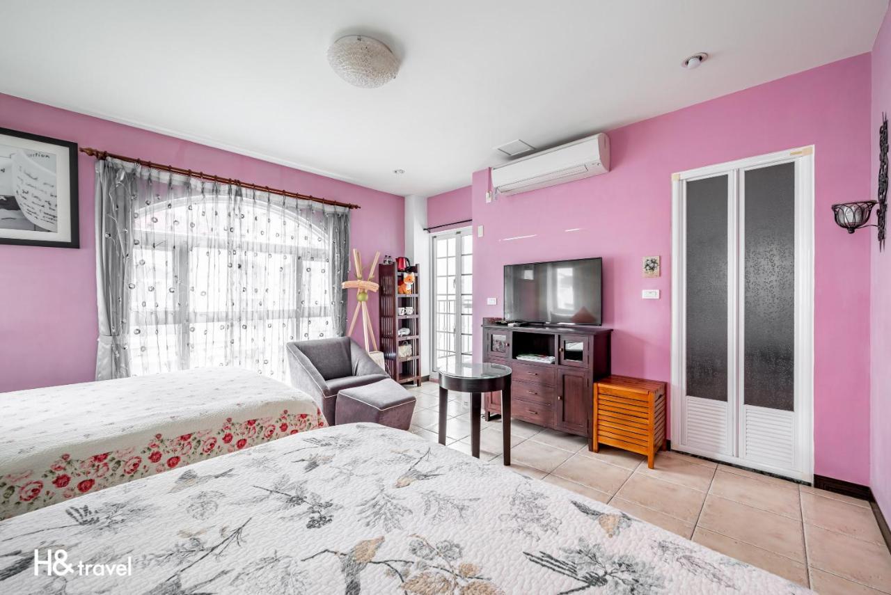 White Cotton Candy Homestay Hualien Exterior foto