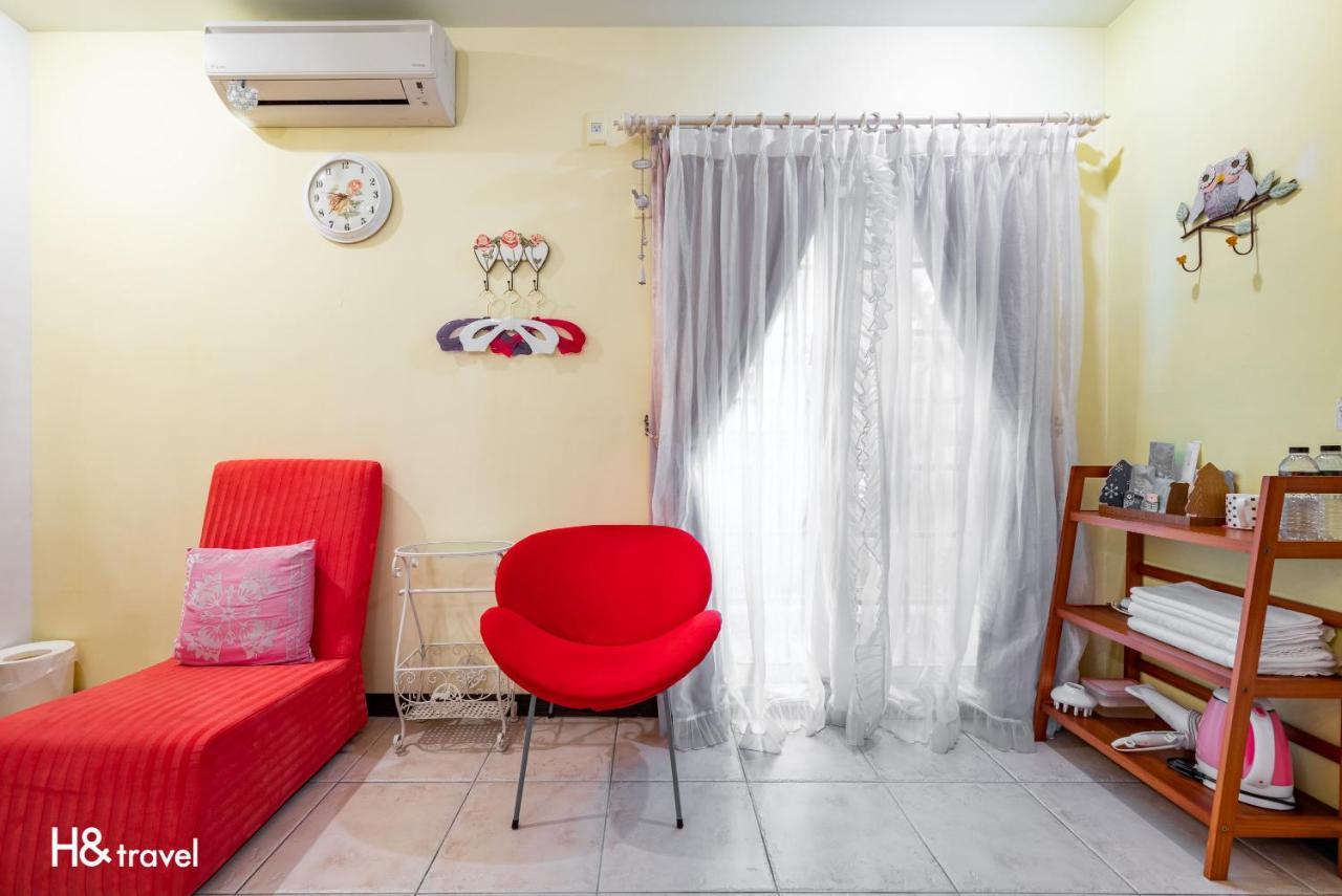 White Cotton Candy Homestay Hualien Exterior foto