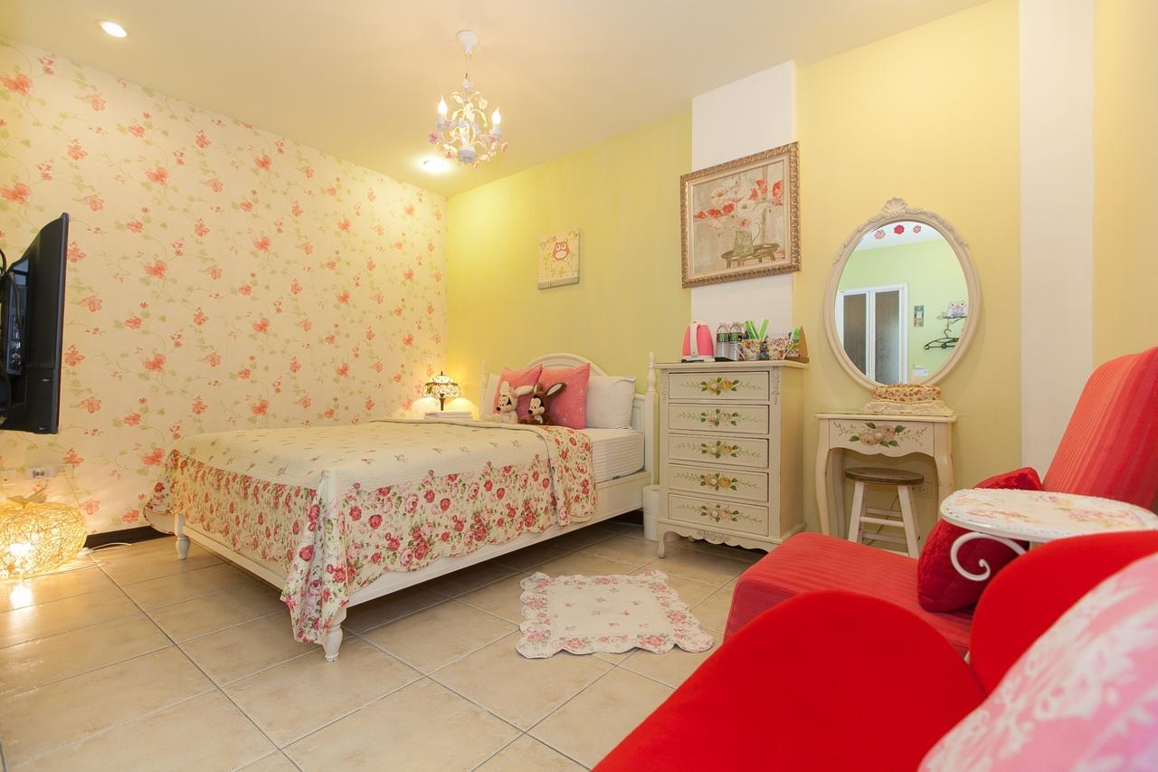 White Cotton Candy Homestay Hualien Exterior foto