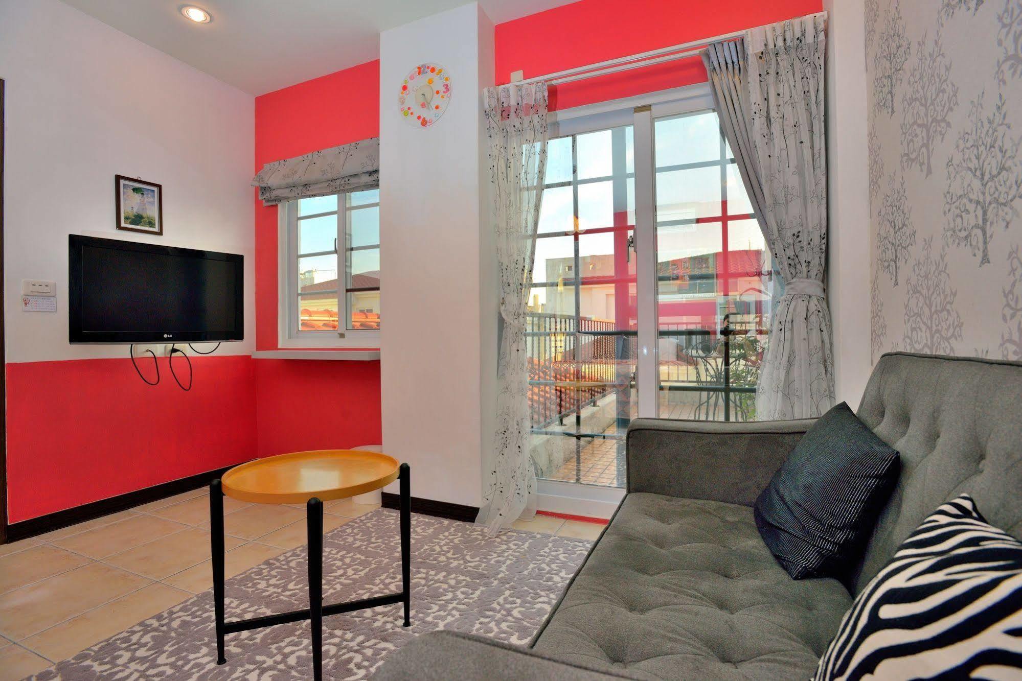 White Cotton Candy Homestay Hualien Exterior foto