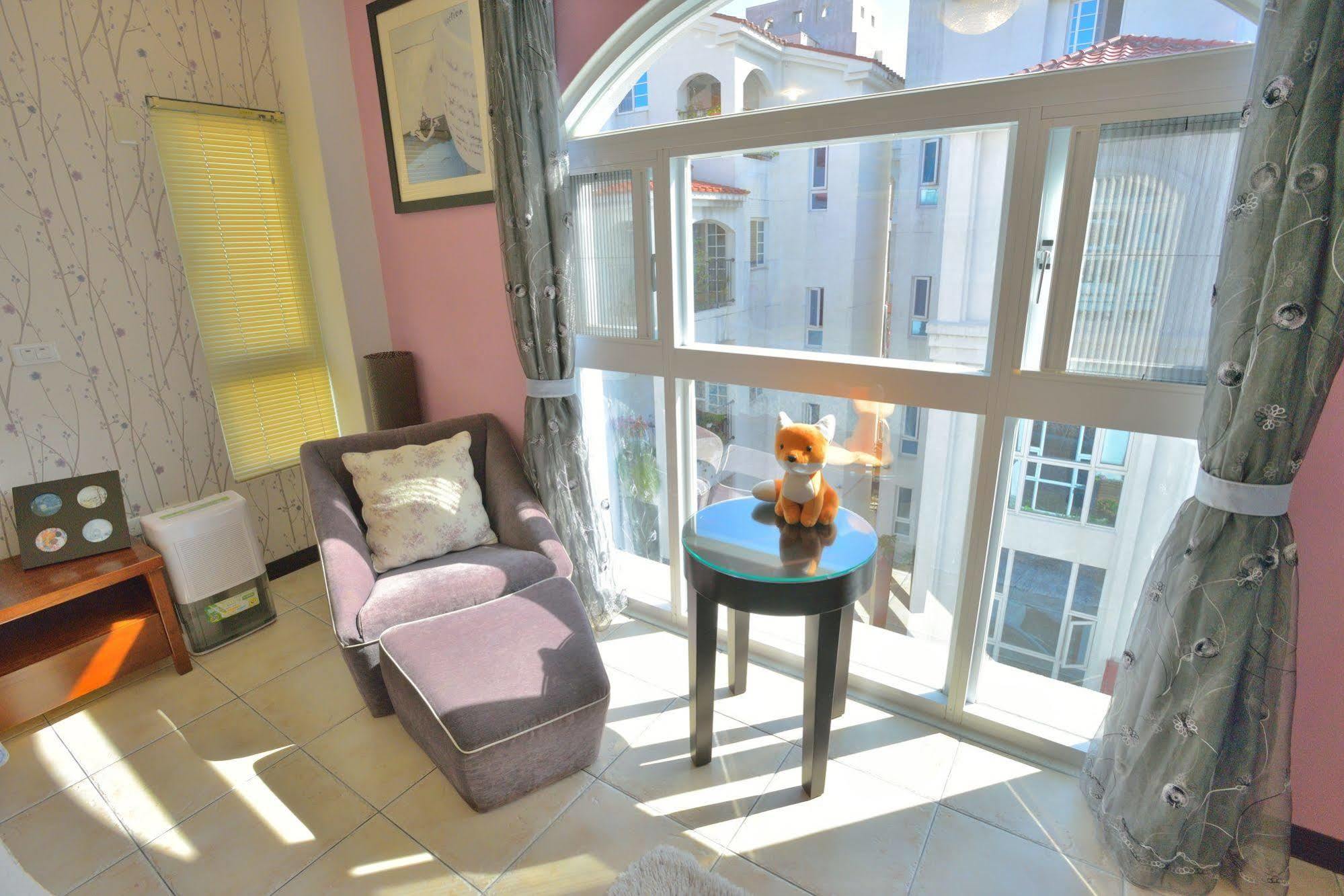 White Cotton Candy Homestay Hualien Exterior foto